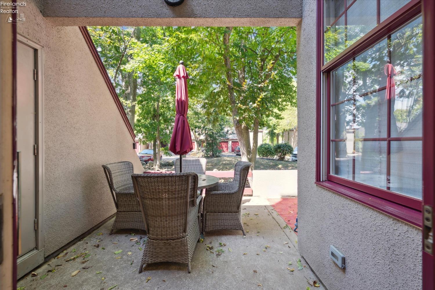 4340 Marin Woods B
