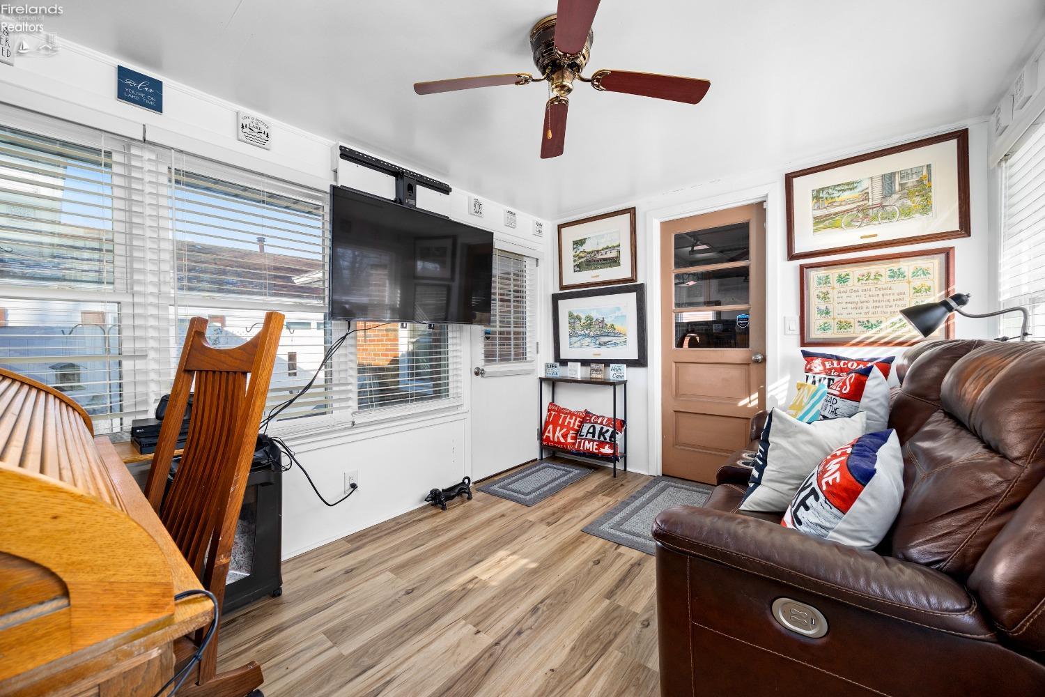 522 W 3rd Street