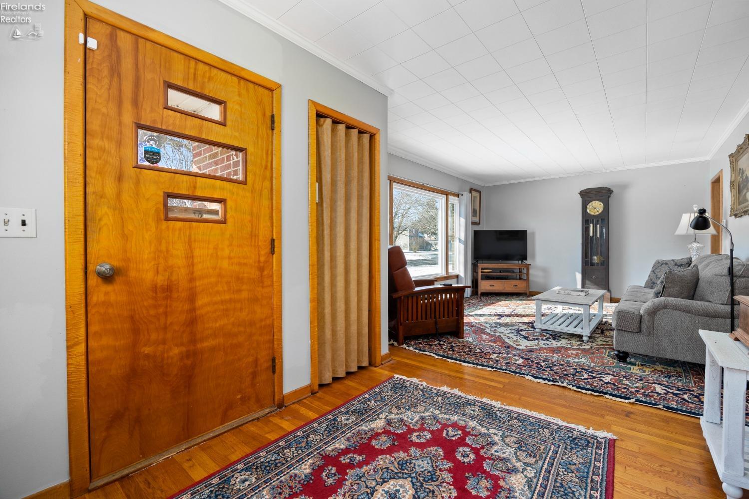 522 W 3rd Street