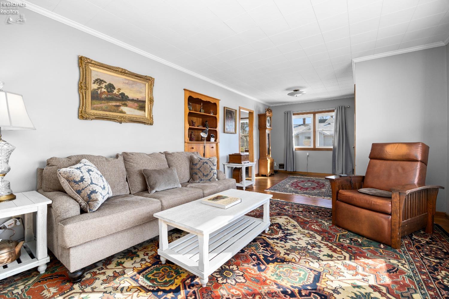 522 W 3rd Street