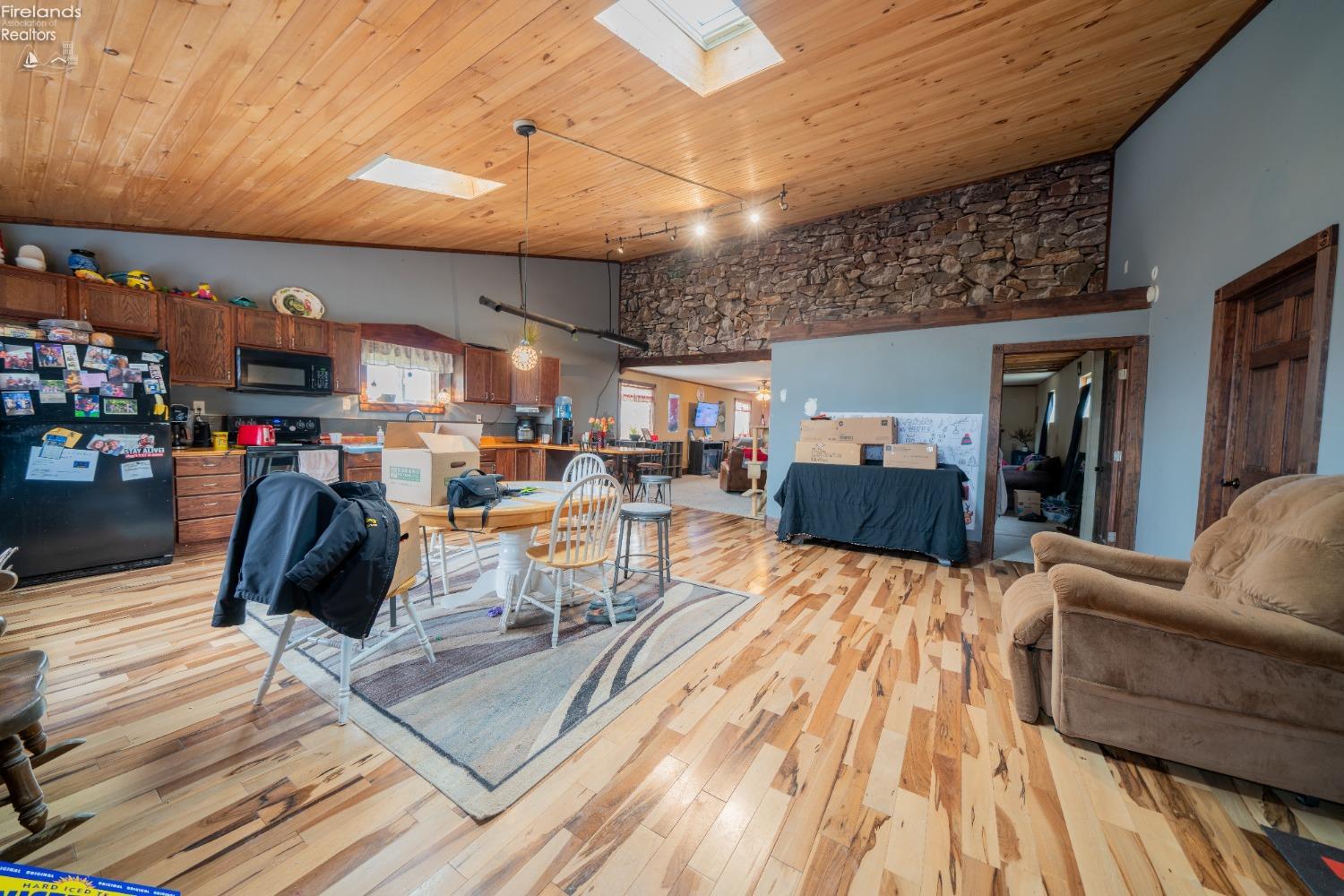 35 N Greenwhich Milan TownLine Road