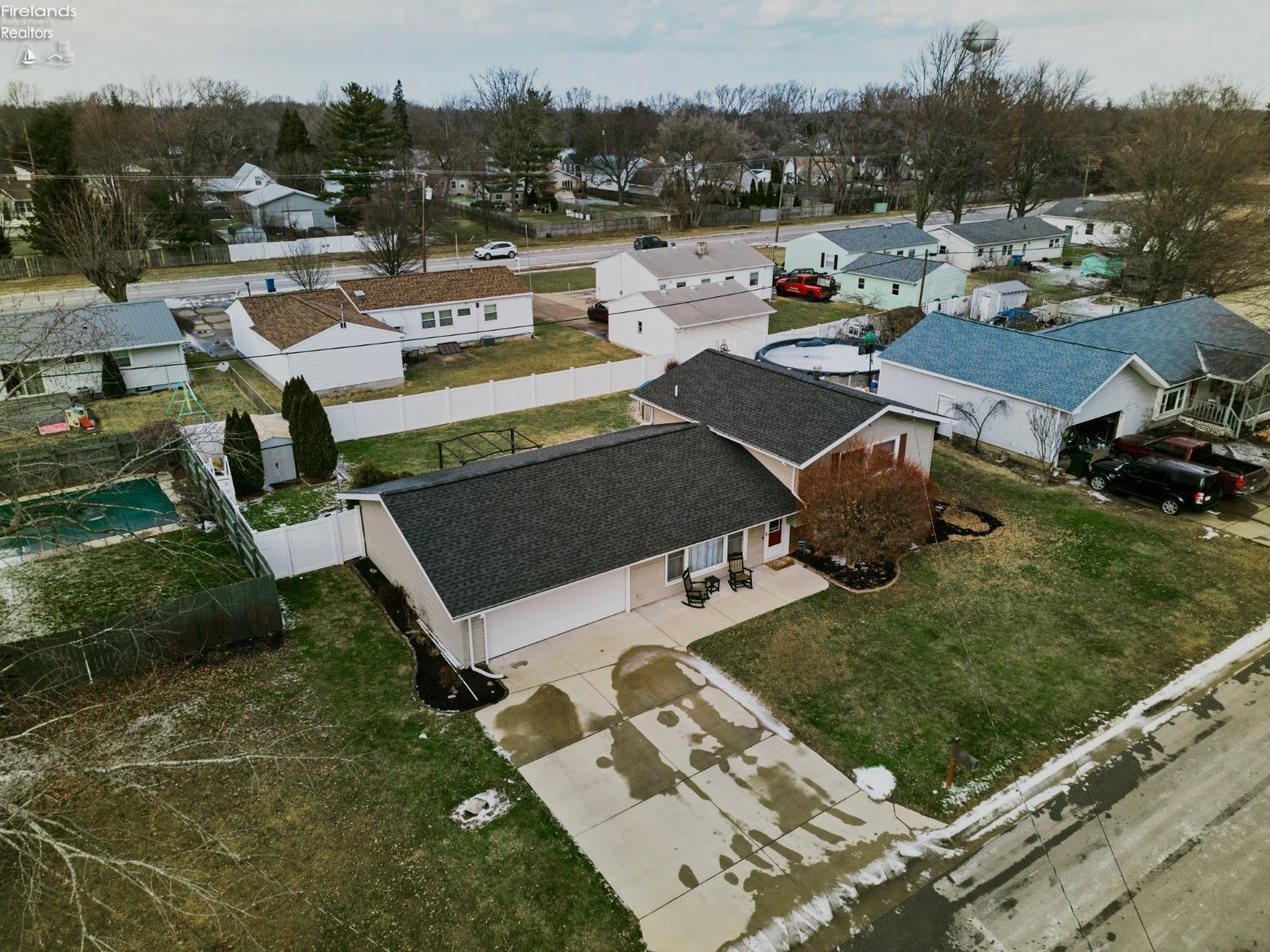 315 Meadow Lane