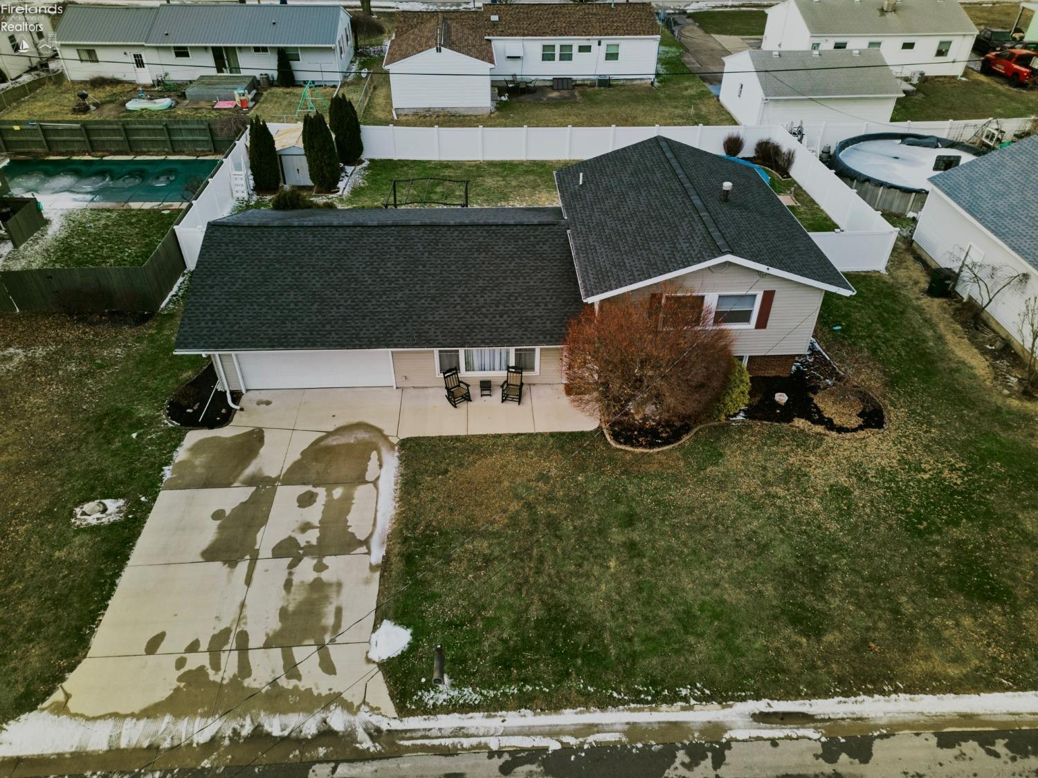 315 Meadow Lane