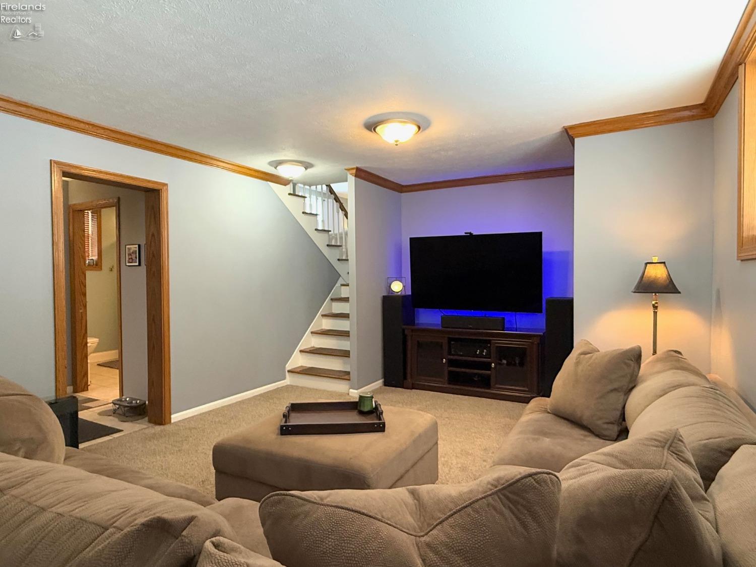 315 Meadow Lane
