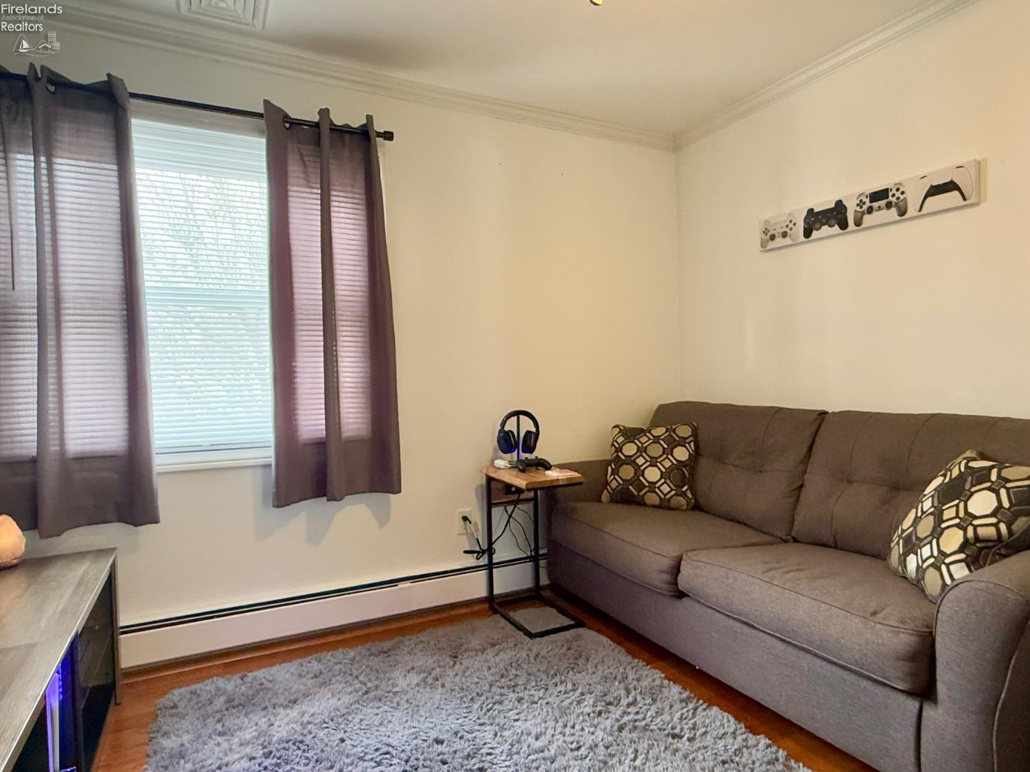 315 Meadow Lane
