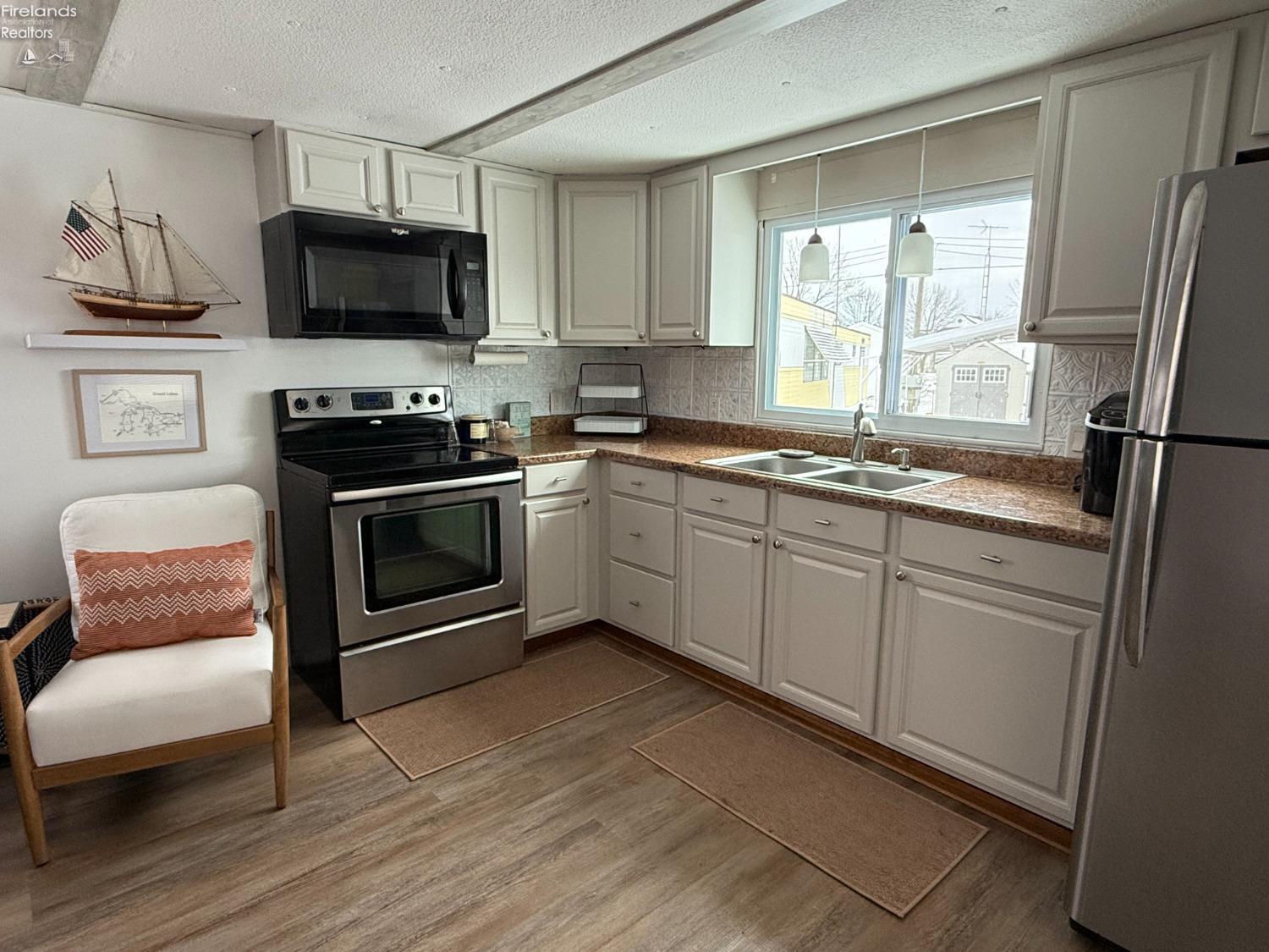 1623 NE Catawba Road