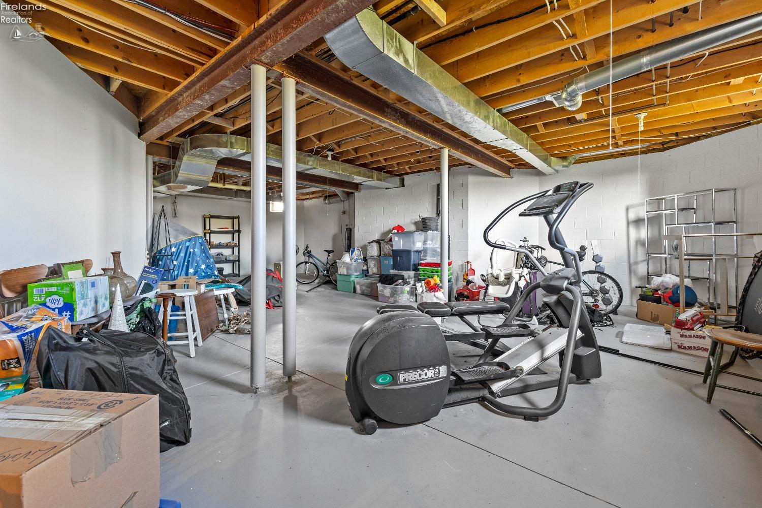 4250 Vilamoura Drive