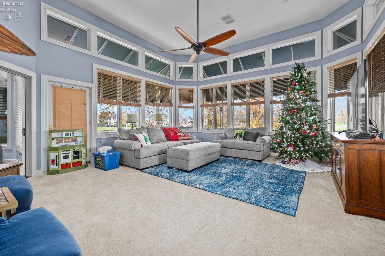 4250 Vilamoura Drive