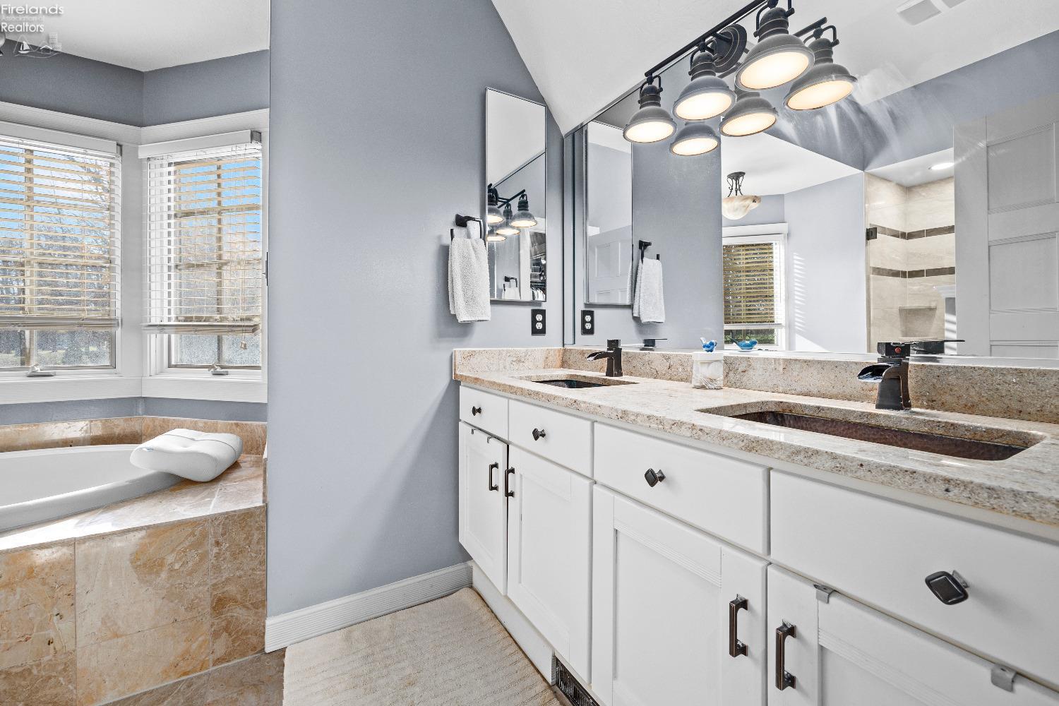 4250 Vilamoura Drive