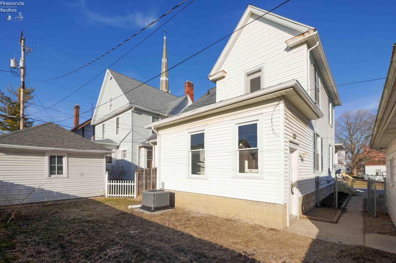 118 S Wood Street
