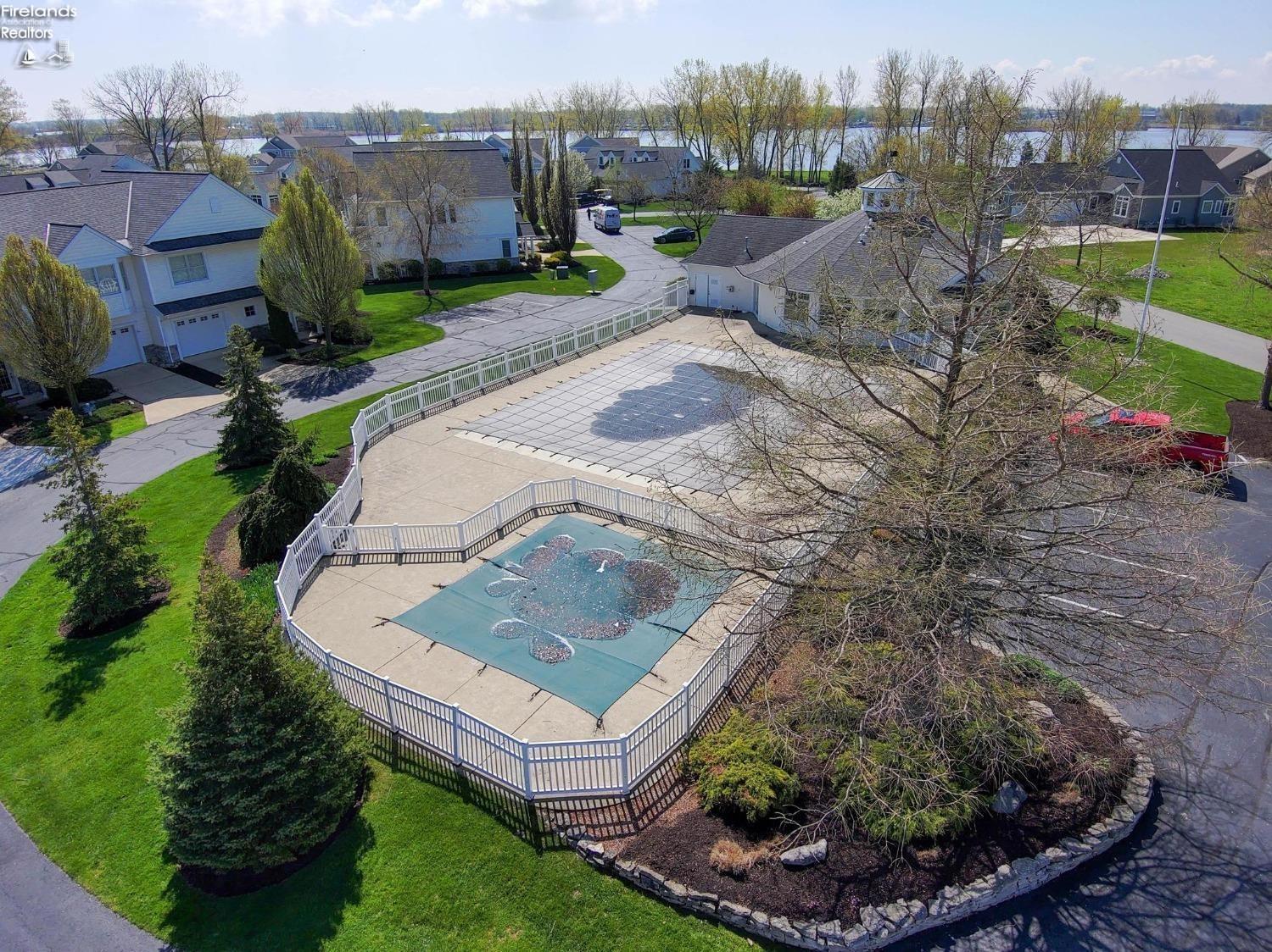827 Lost Lake Drive