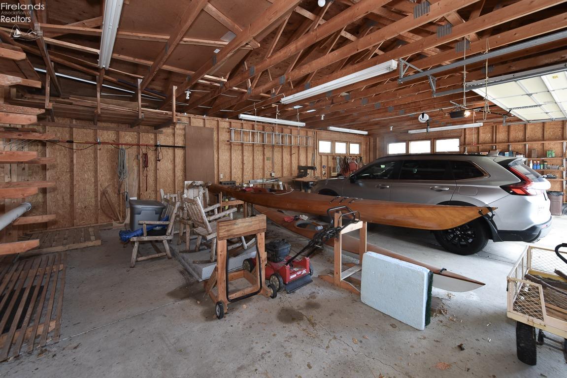 3564 S Memorial Shoreway Drive