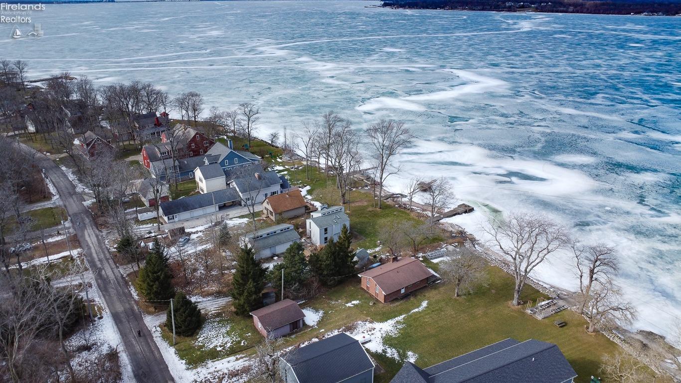 3564 S Memorial Shoreway Drive