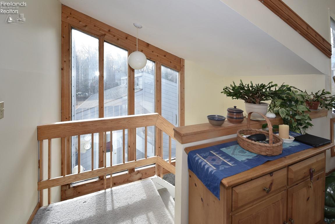 3564 S Memorial Shoreway Drive