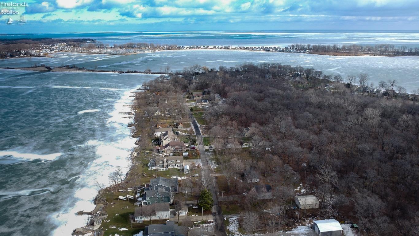 3564 S Memorial Shoreway Drive