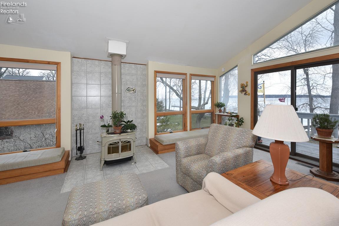 3564 S Memorial Shoreway Drive