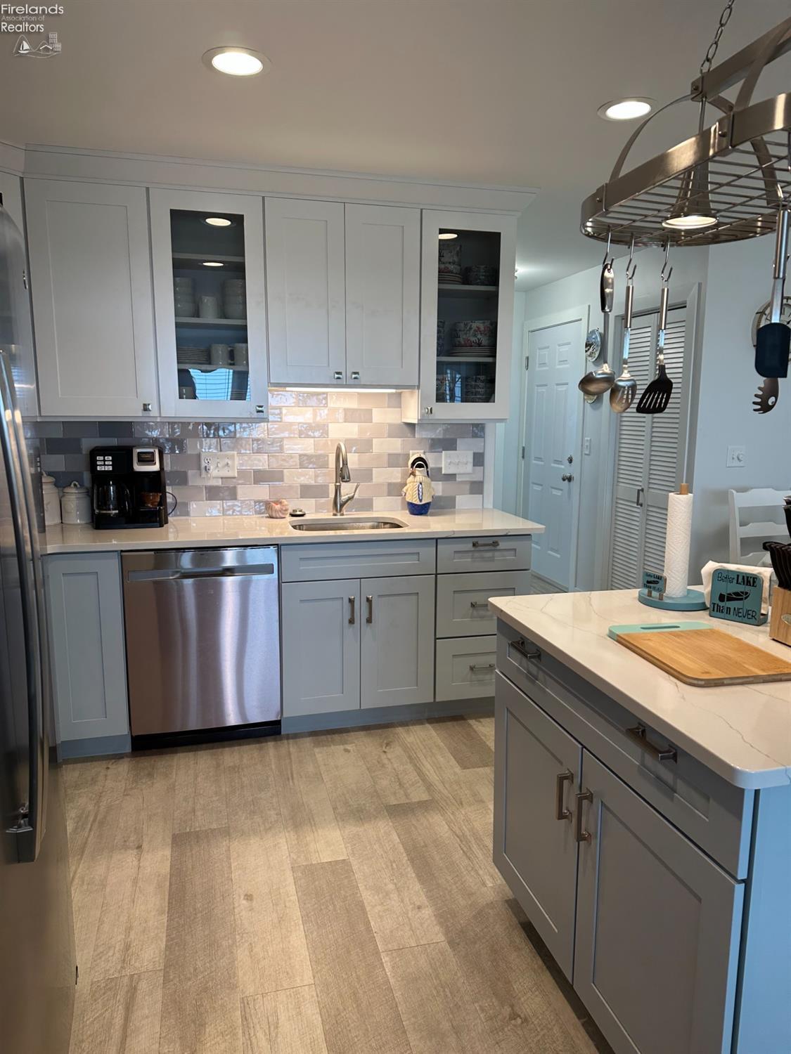 210 W Lake Shore Drive B