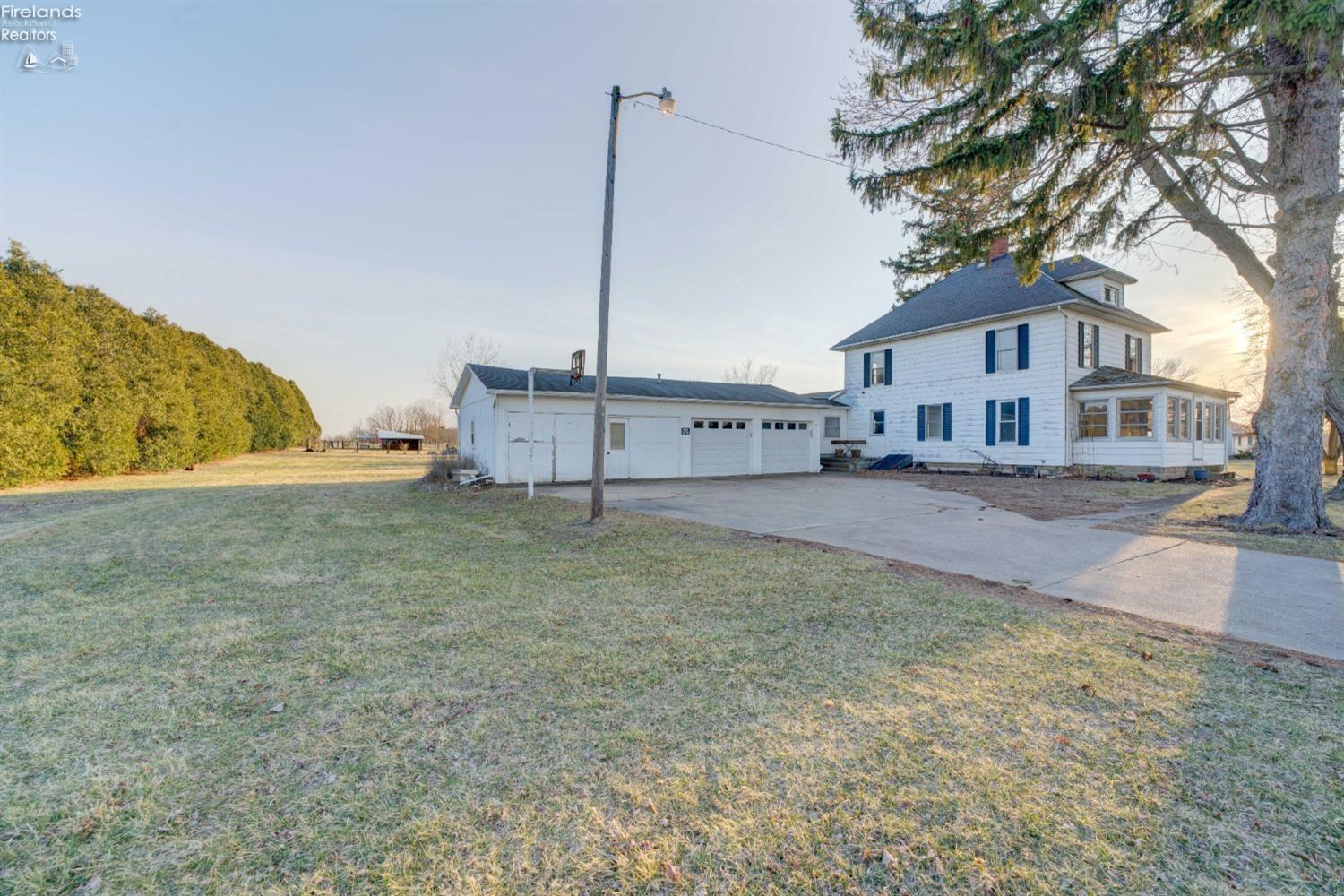 3255 Limerick Road