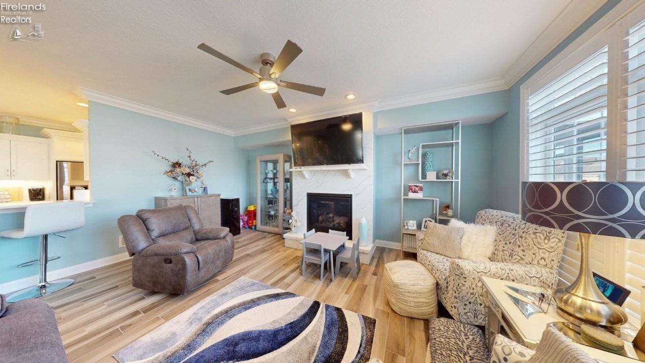 1539 N Point Drive Drive 2
