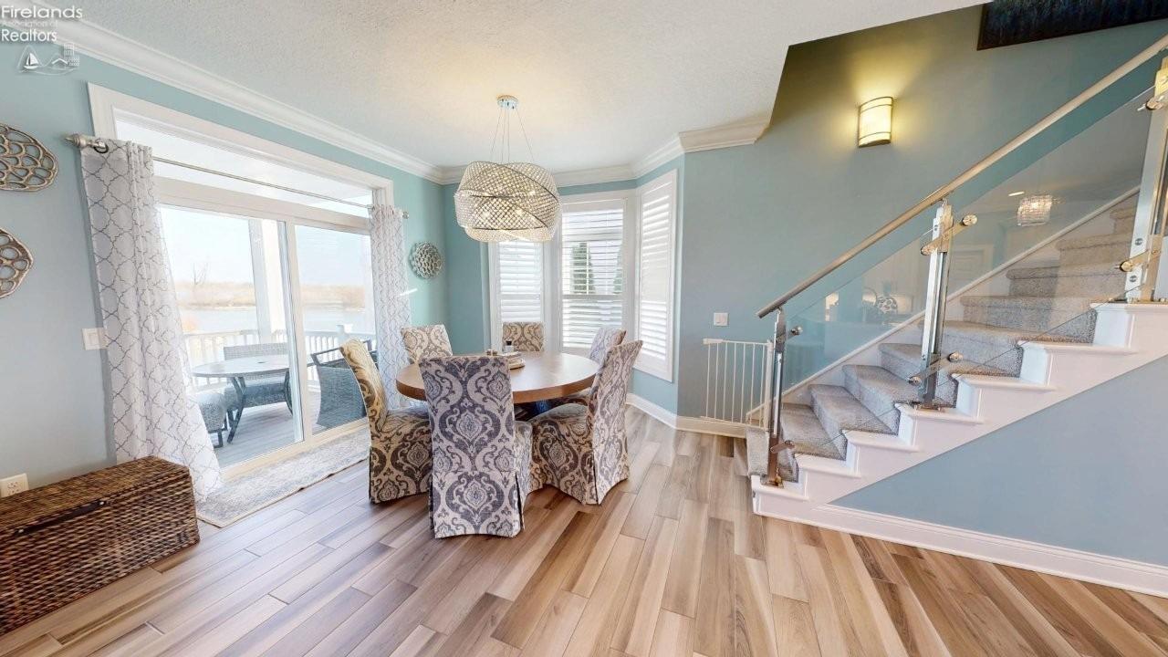1539 N Point Drive Drive 2
