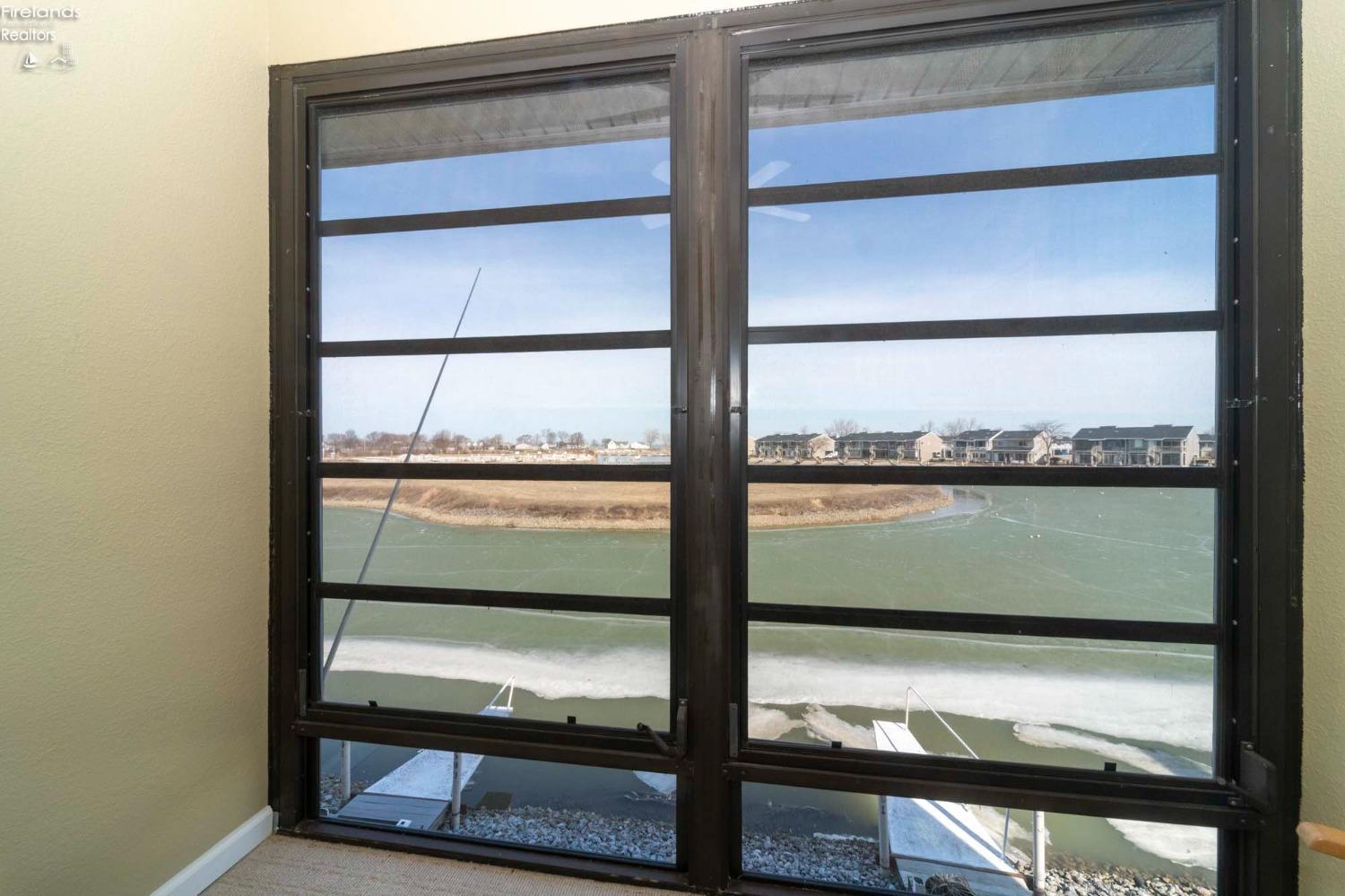 8891 W Canada Goose Court