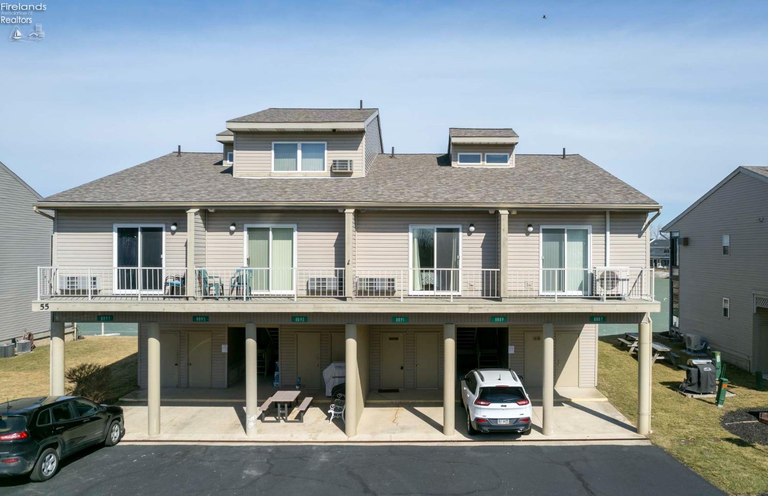 8891 W Canada Goose Court