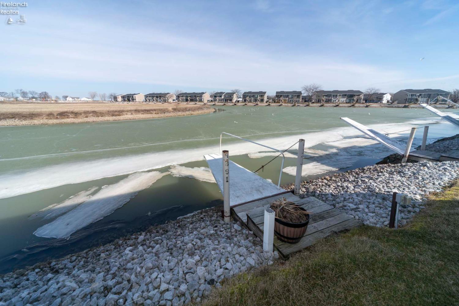 8891 W Canada Goose Court