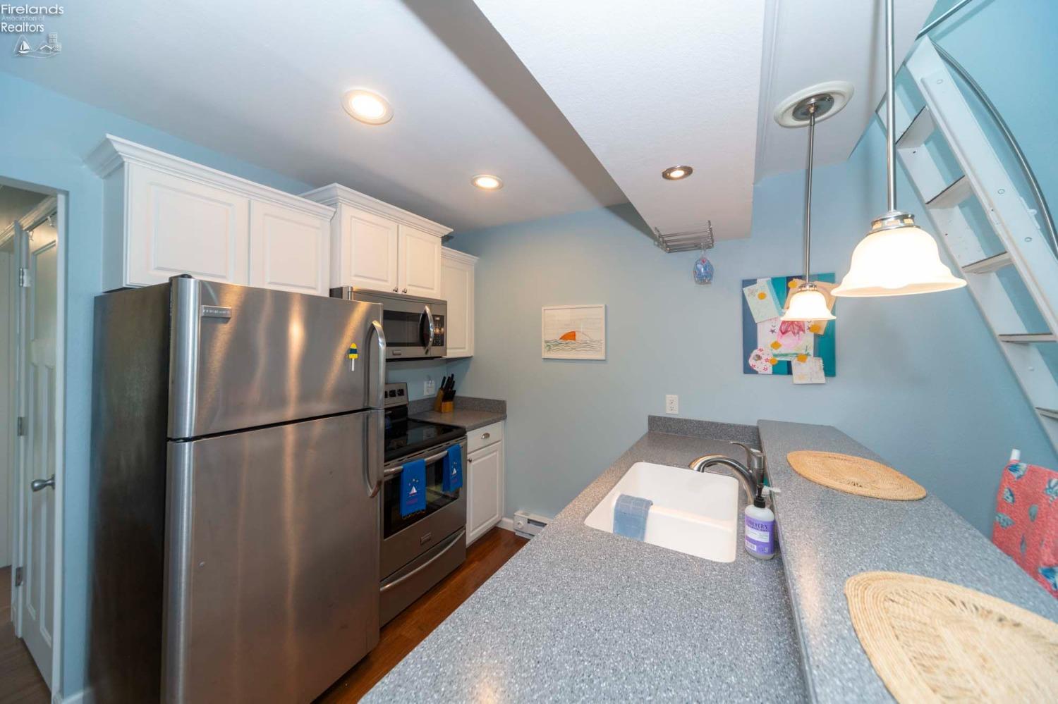 8891 W Canada Goose Court