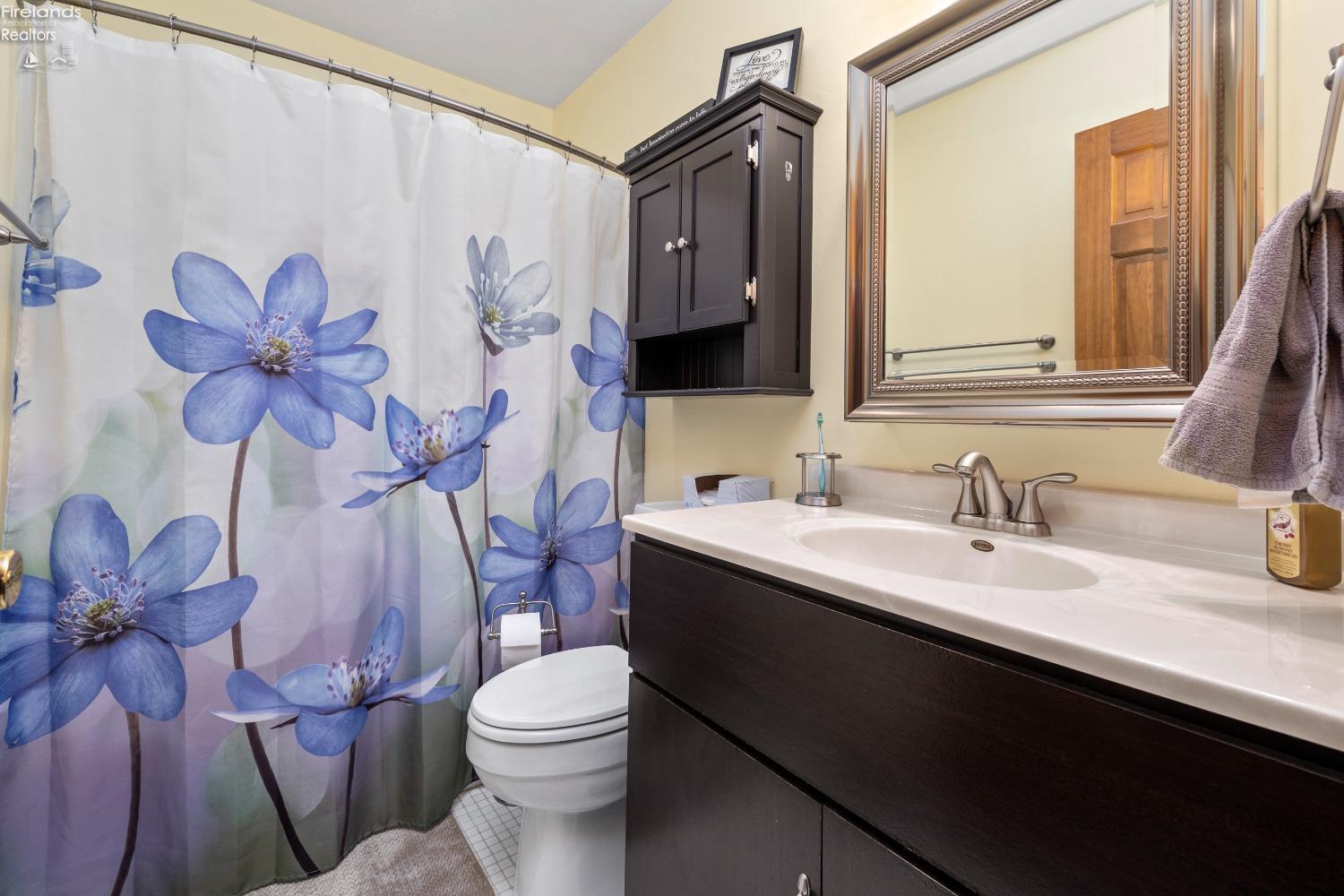 5971 E Bayshore Road