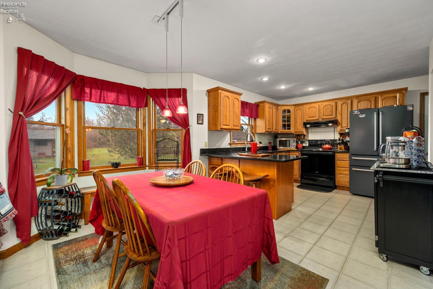 5971 E Bayshore Road