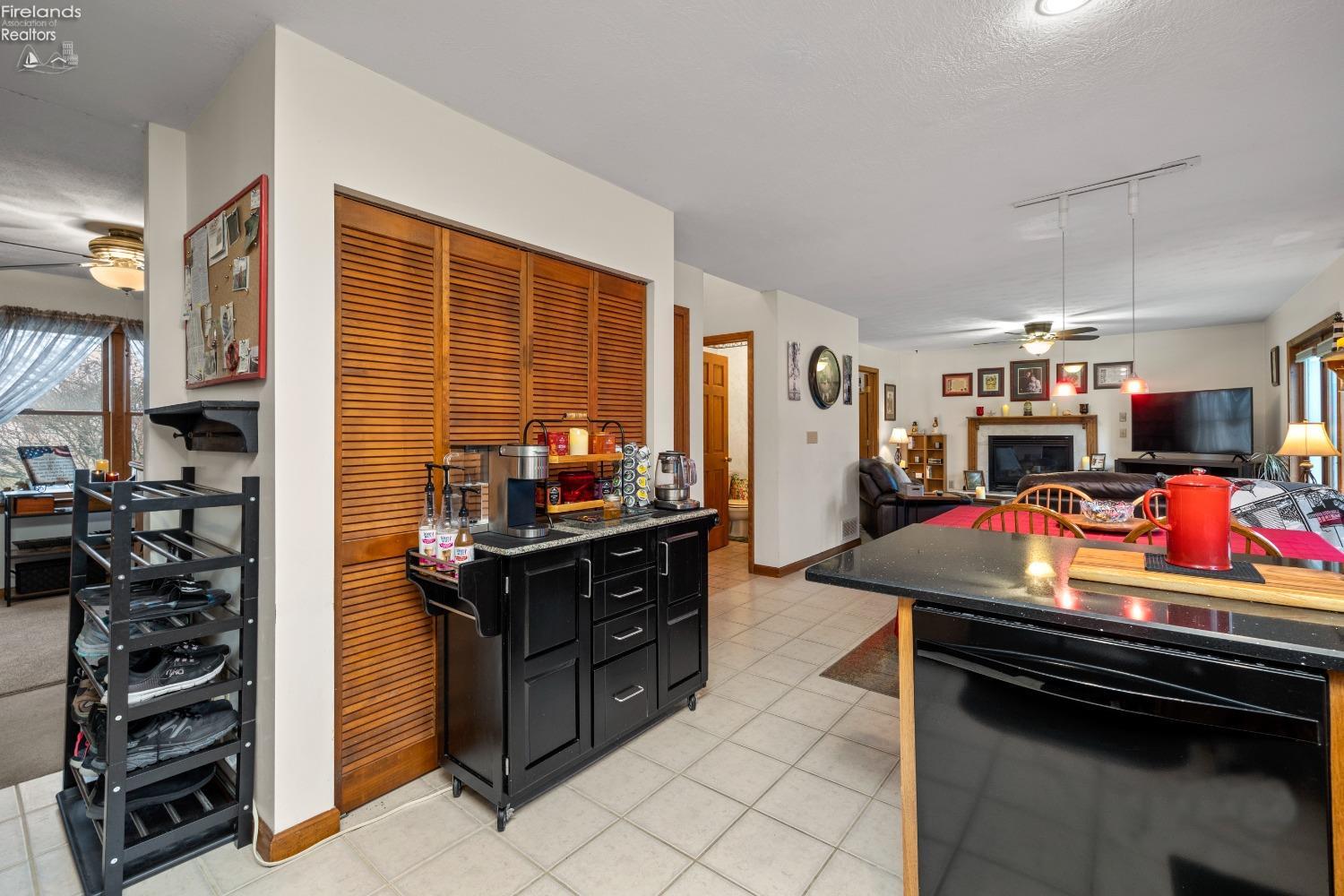 5971 E Bayshore Road