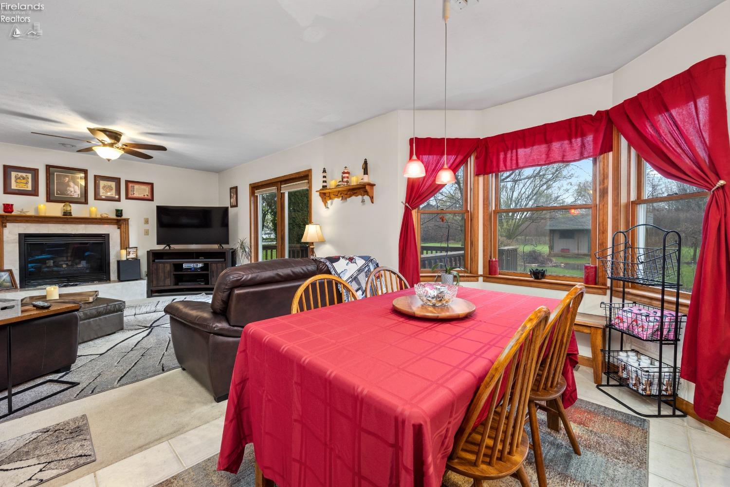 5971 E Bayshore Road