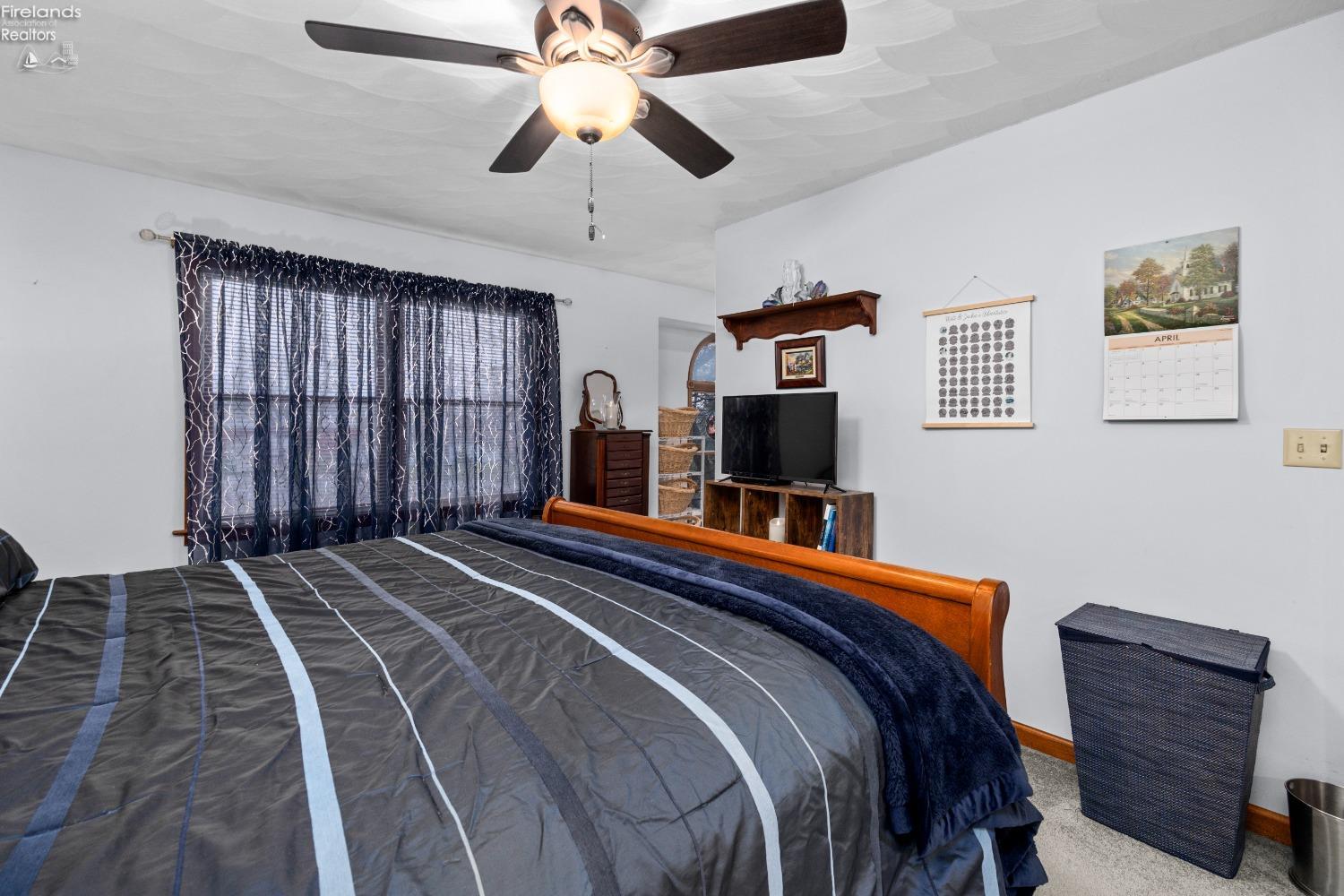 5971 E Bayshore Road