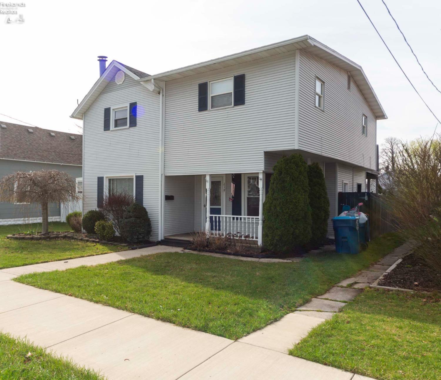 119 W Park Street