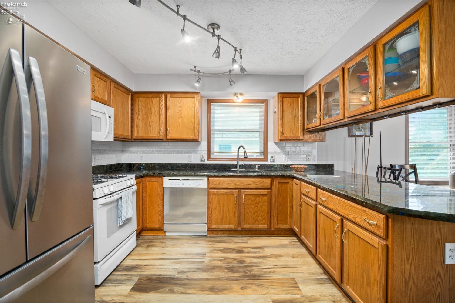 8067 E Mary Lane