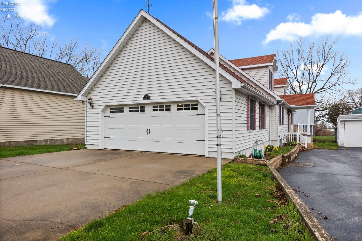 8067 E Mary Lane