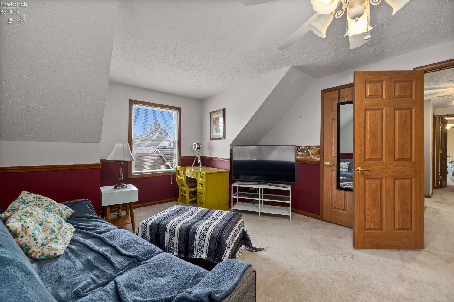 8067 E Mary Lane
