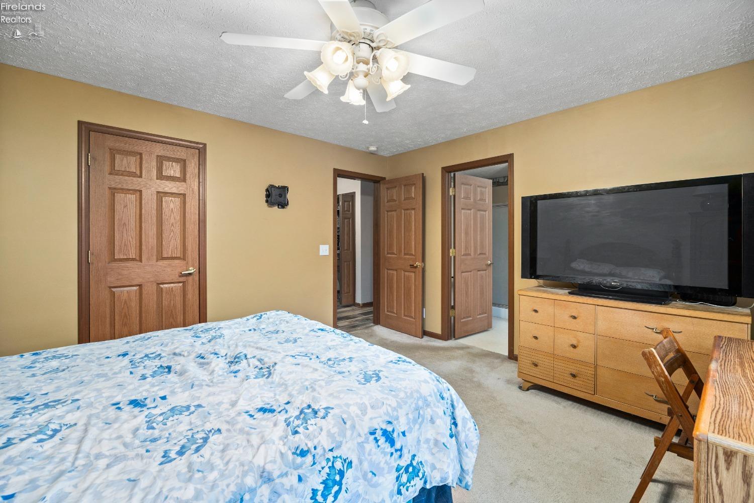 8067 E Mary Lane