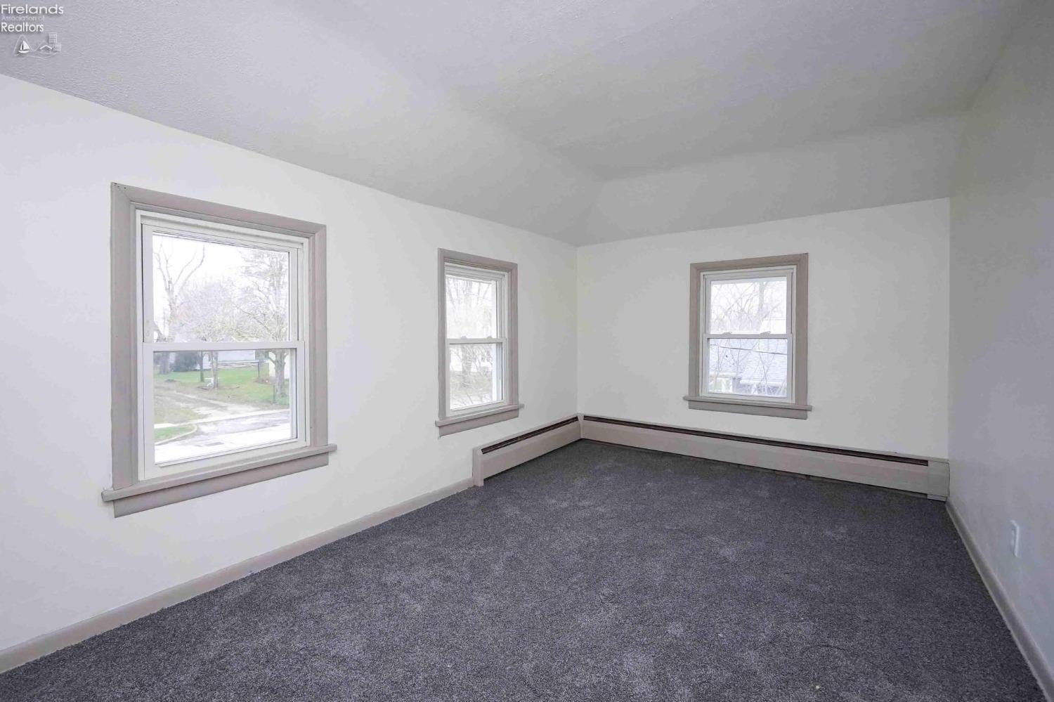 407 Superior Street