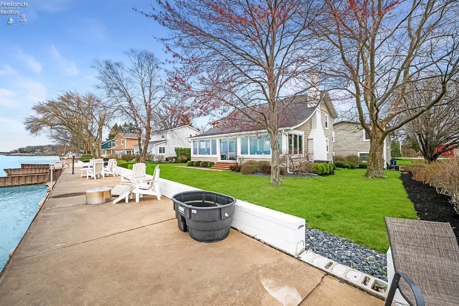 2653 E Sand Road