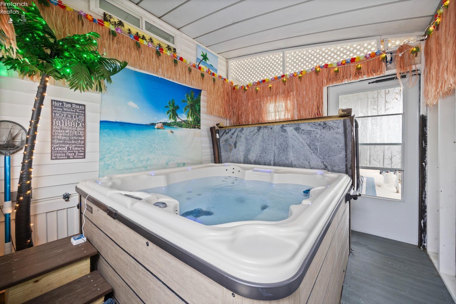 8175 North Shore Boulevard 70