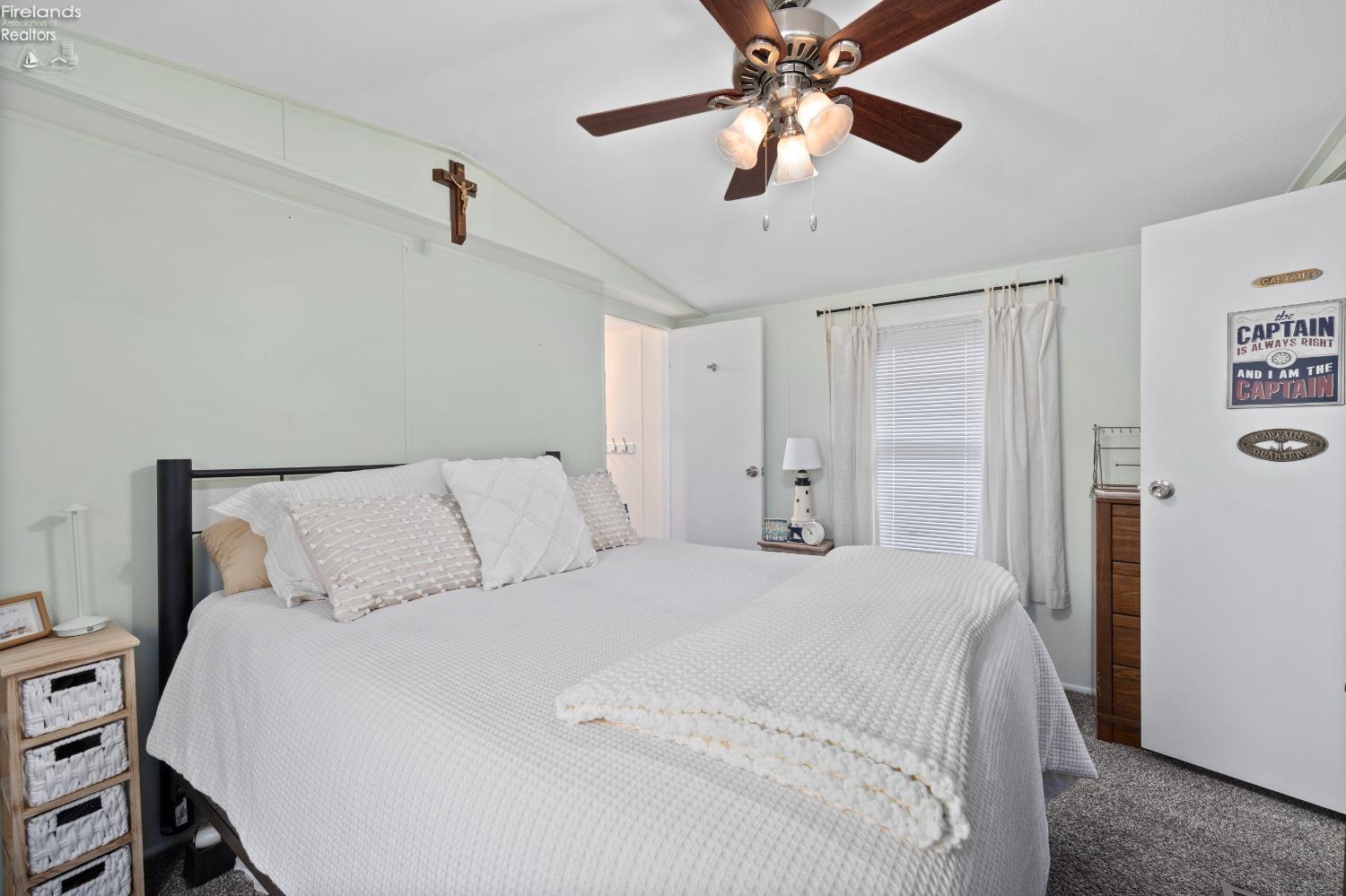 8175 North Shore Boulevard 70