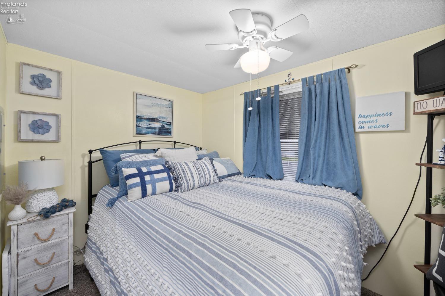 8175 North Shore Boulevard 70