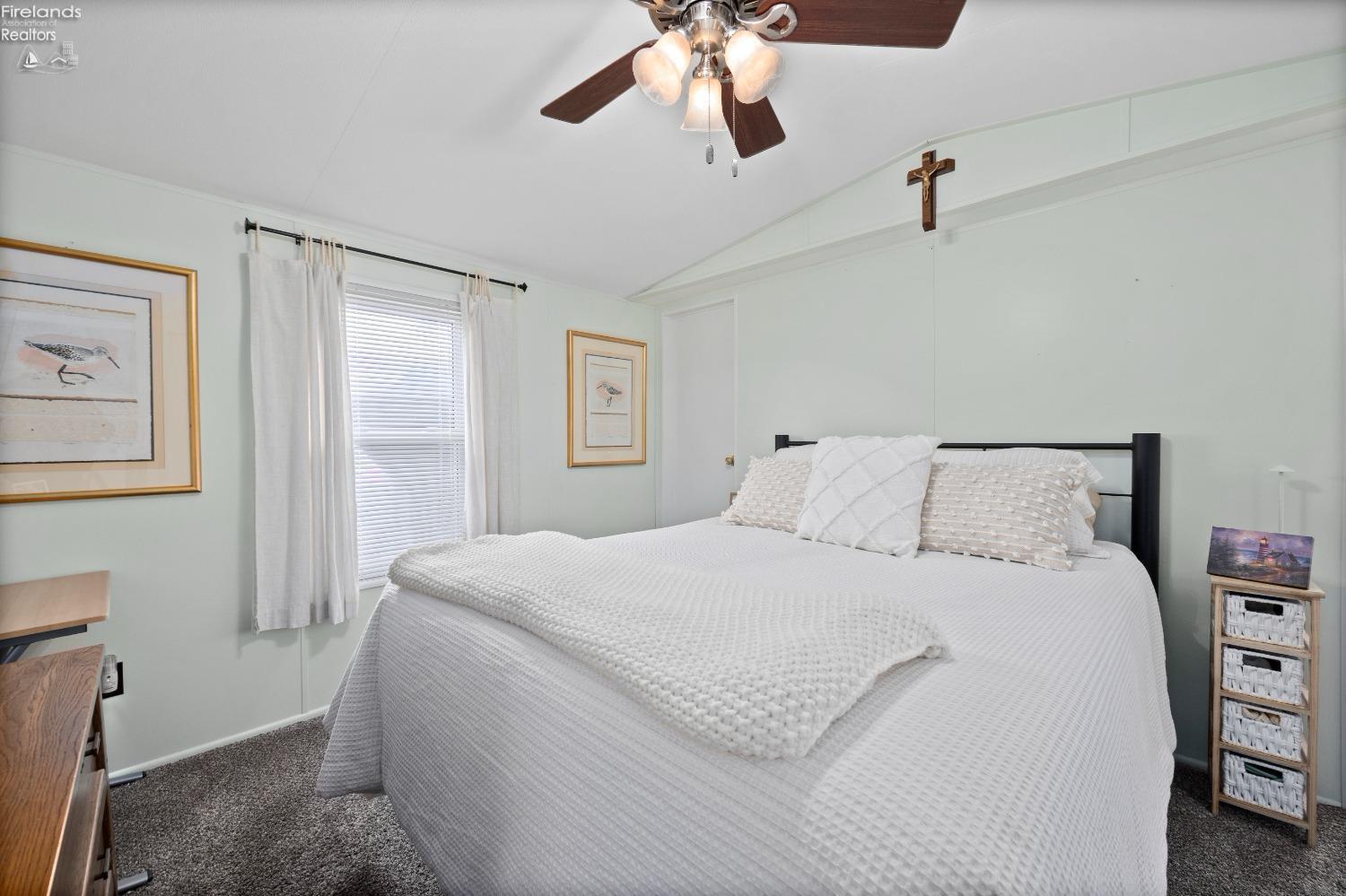 8175 North Shore Boulevard 70