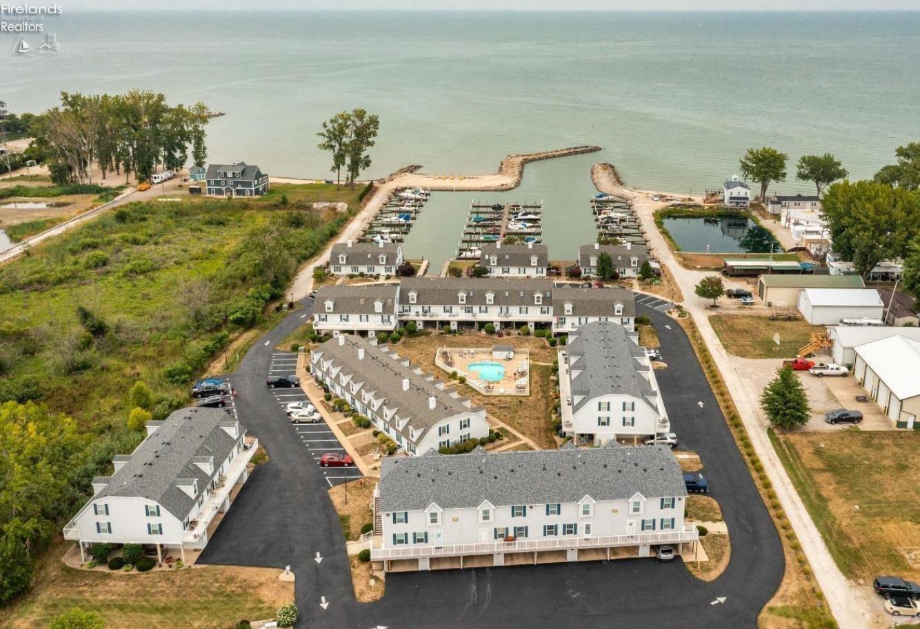 87 N Schooner Point Drive