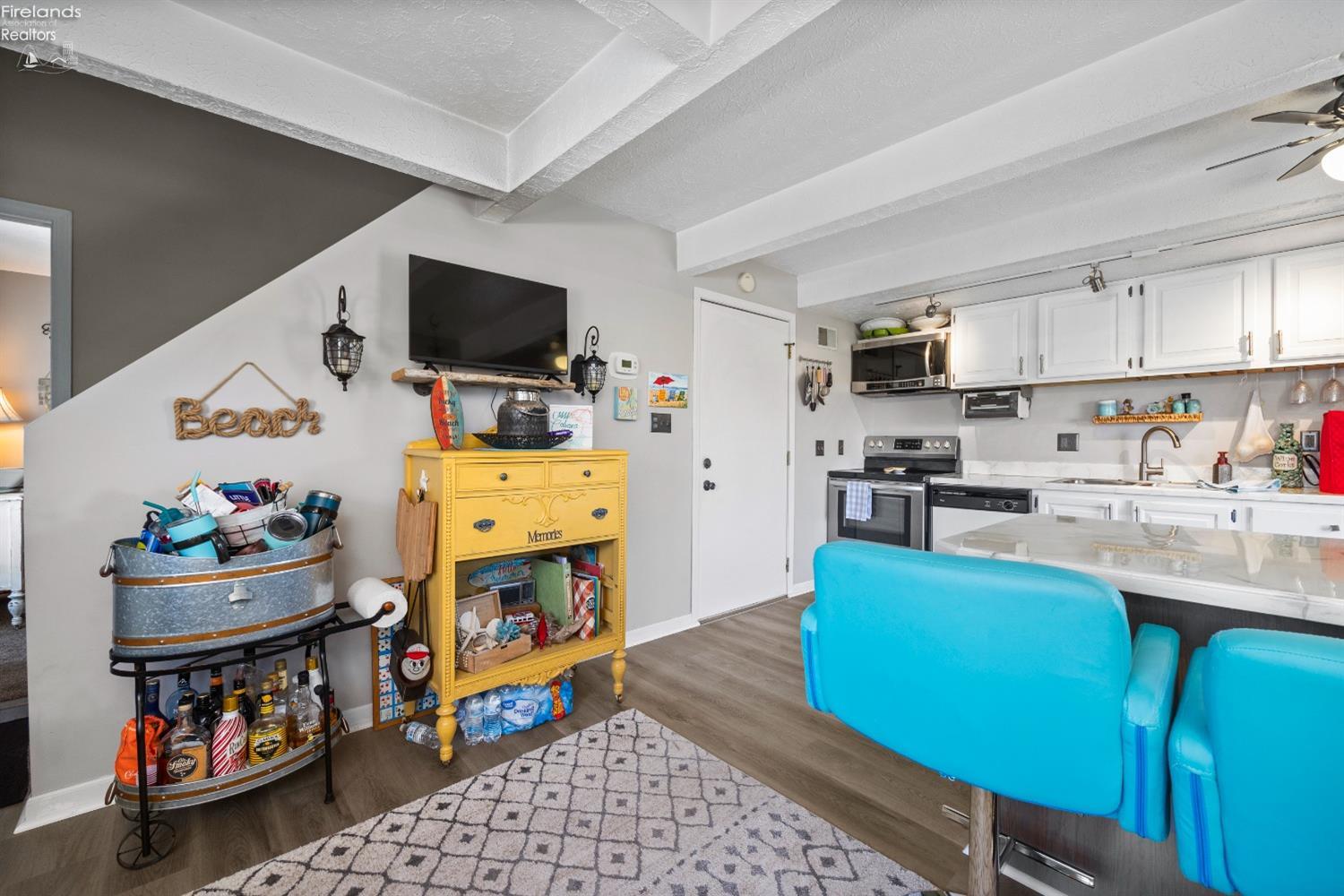 87 N Schooner Point Drive