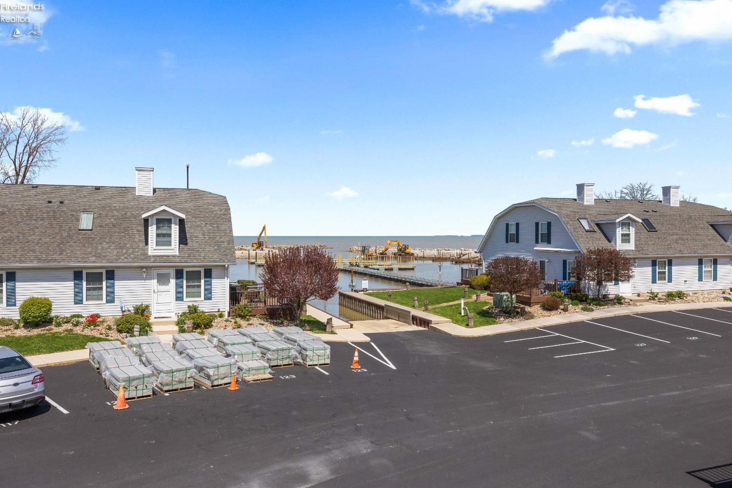 87 N Schooner Point Drive