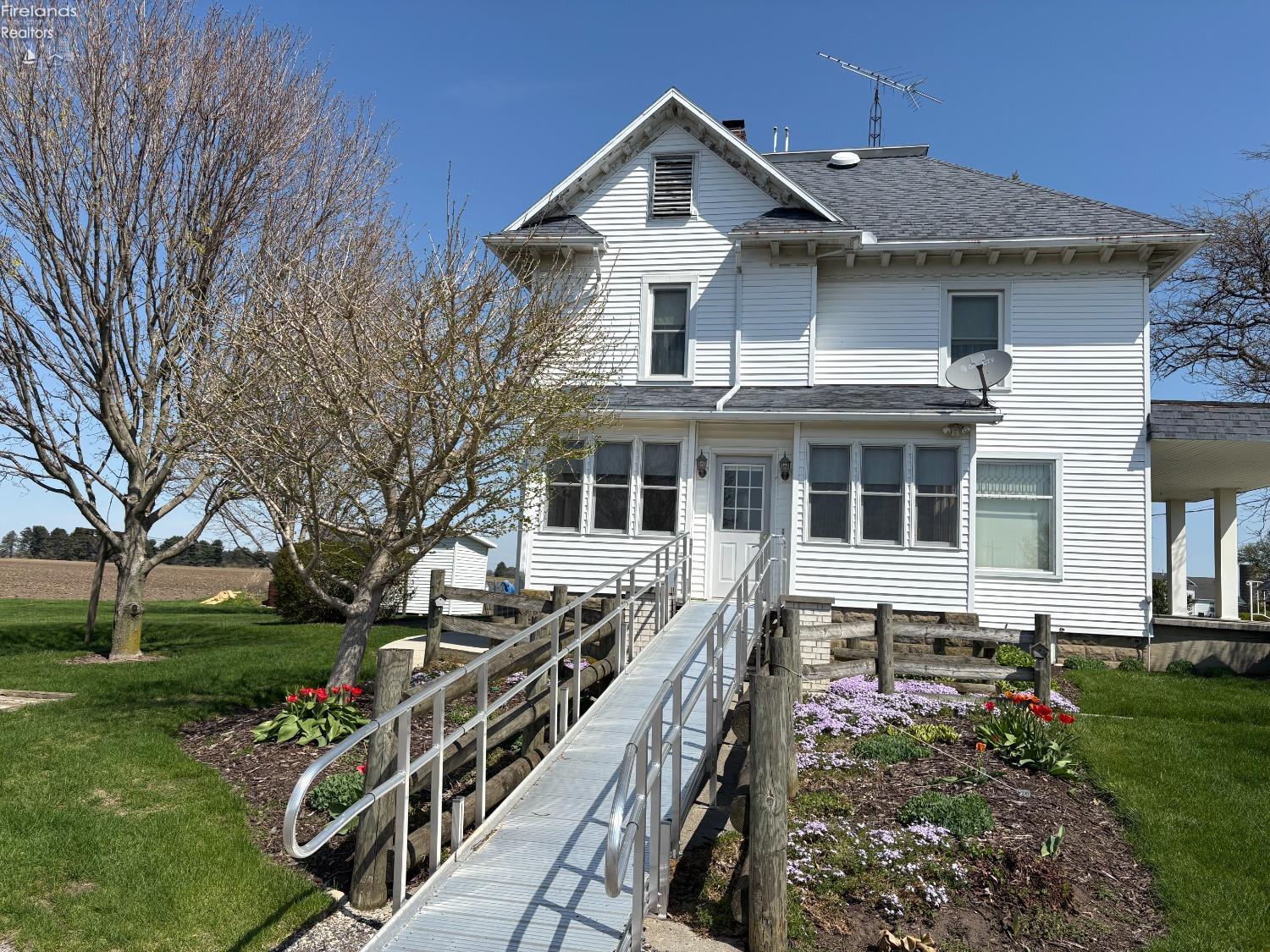 3624 S CR 198