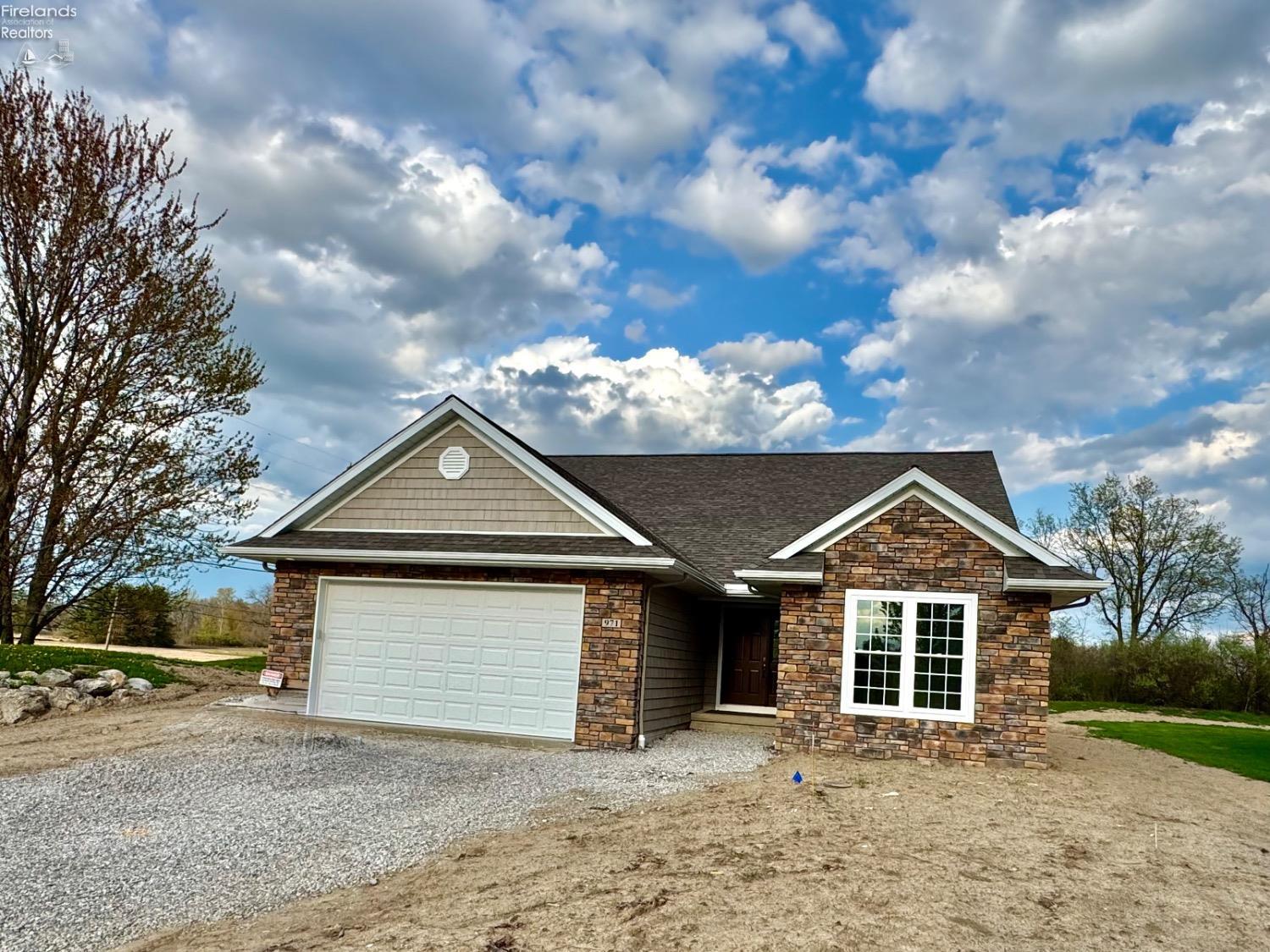 971 N Falling Water Boulevard