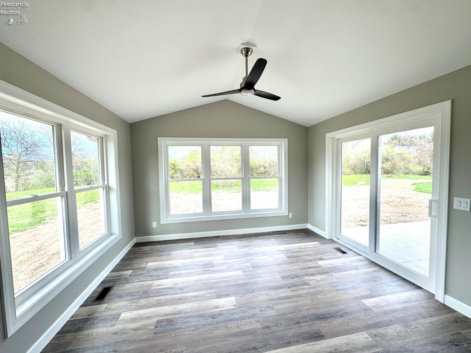 971 N Falling Water Boulevard